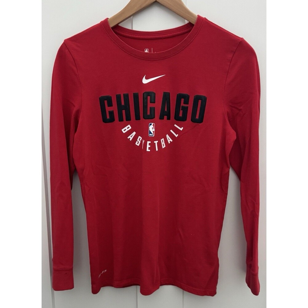 Nike YLG Red Chicago Basketball Long Sleeve Cotton/Poly Athletic Cut